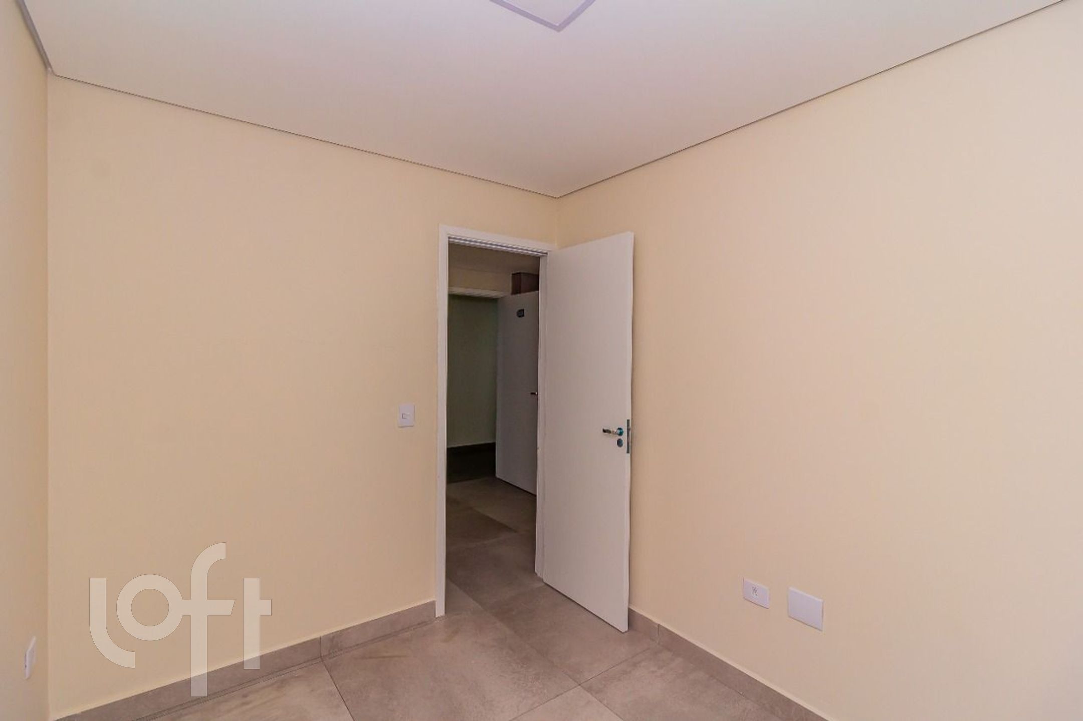 Apartamento à venda com 2 quartos, 37m² - Foto 25