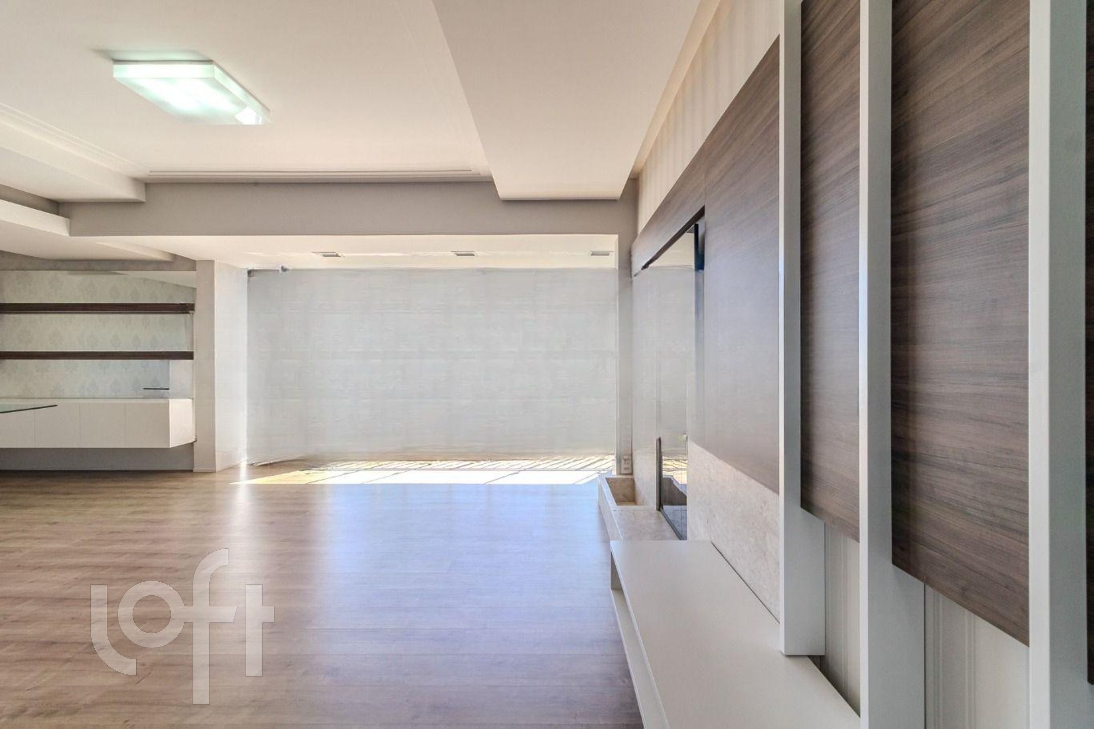 Apartamento com 129m², 3 dormitórios, 3 suítes, 2 vagas, Jardim Europa em Porto Alegre