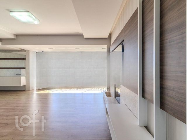 Apartamento com 129m², 3 dormitórios, 3 suítes, 2 vagas, Jardim Europa em Porto Alegre