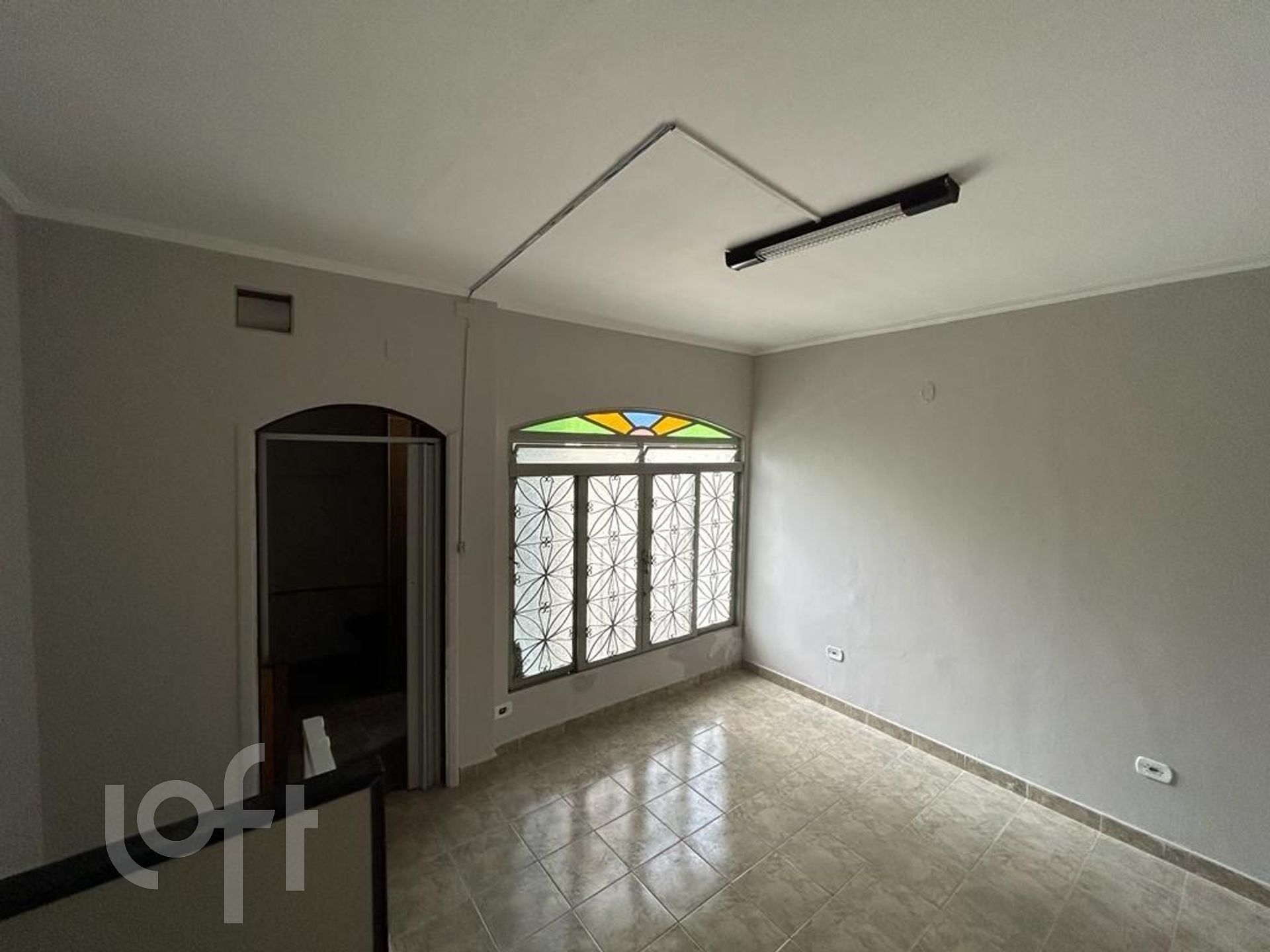 Casa à venda e aluguel com 6 quartos, 254m² - Foto 6