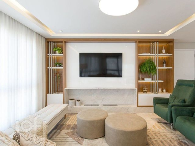 Apartamento com 123m², 3 dormitórios, 3 suítes, 3 vagas, São João em Porto Alegre