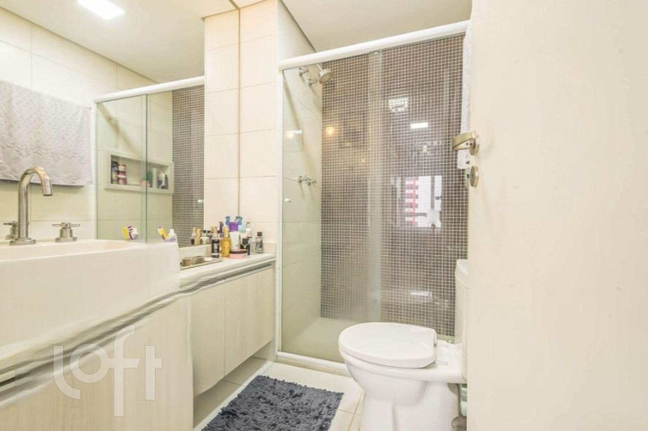 Apartamento à venda com 1 quarto, 75m² - Foto 3