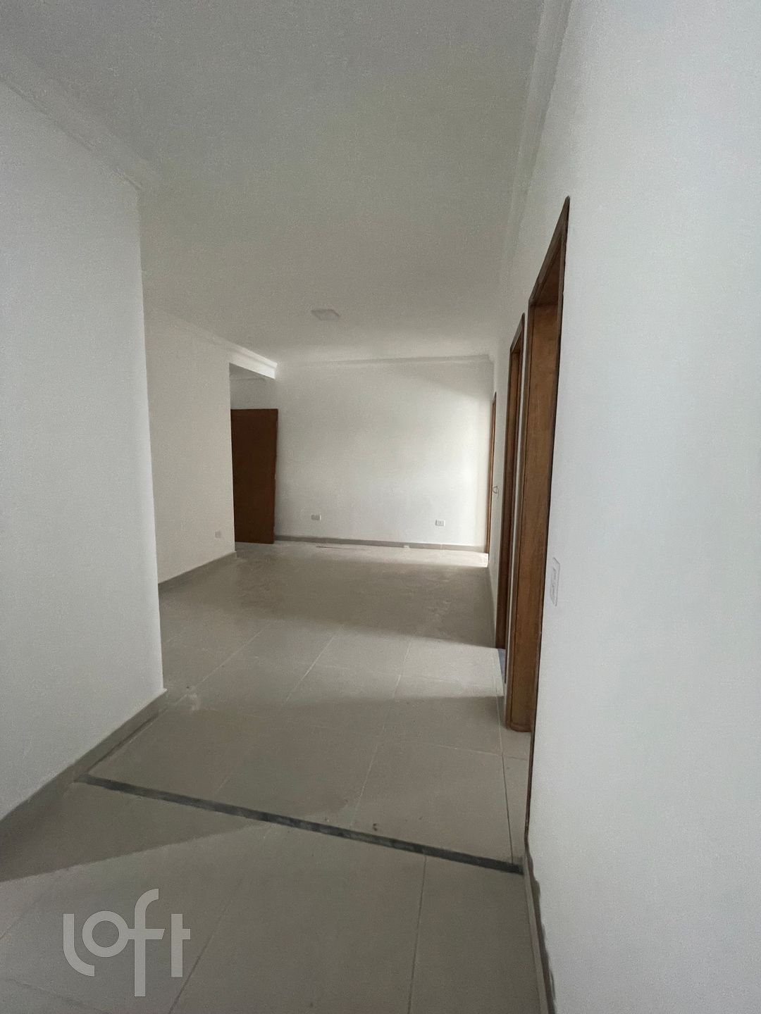 Apartamento à venda com 1 quarto, 44m² - Foto 2