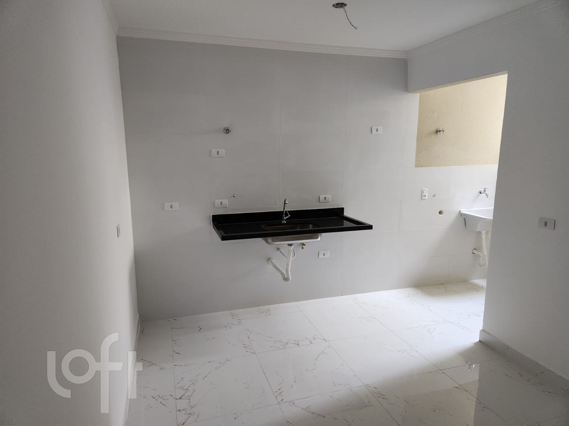 Apartamento à venda com 1 quarto, 29m² - Foto 2