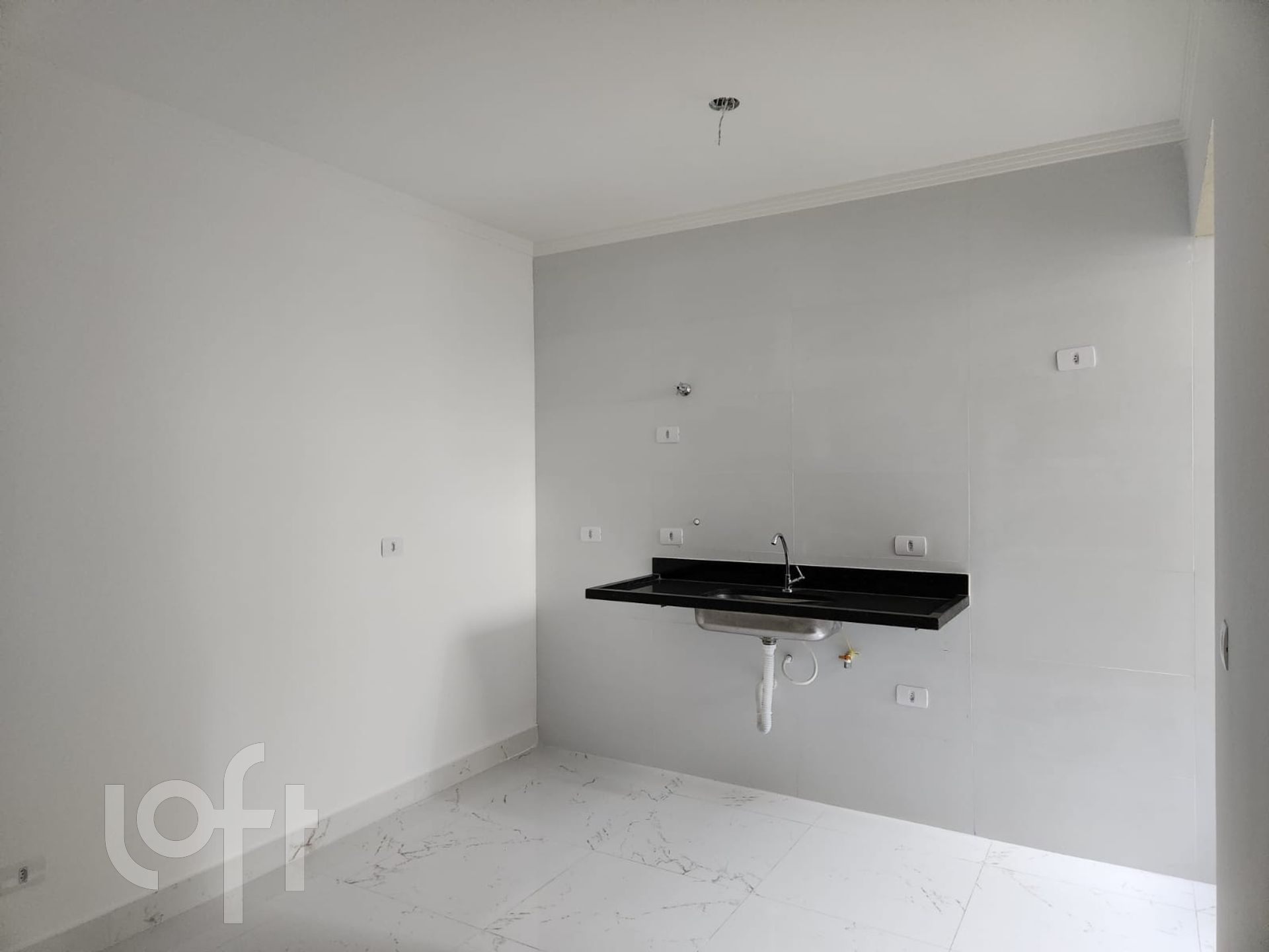 Apartamento à venda com 1 quarto, 29m² - Foto 1