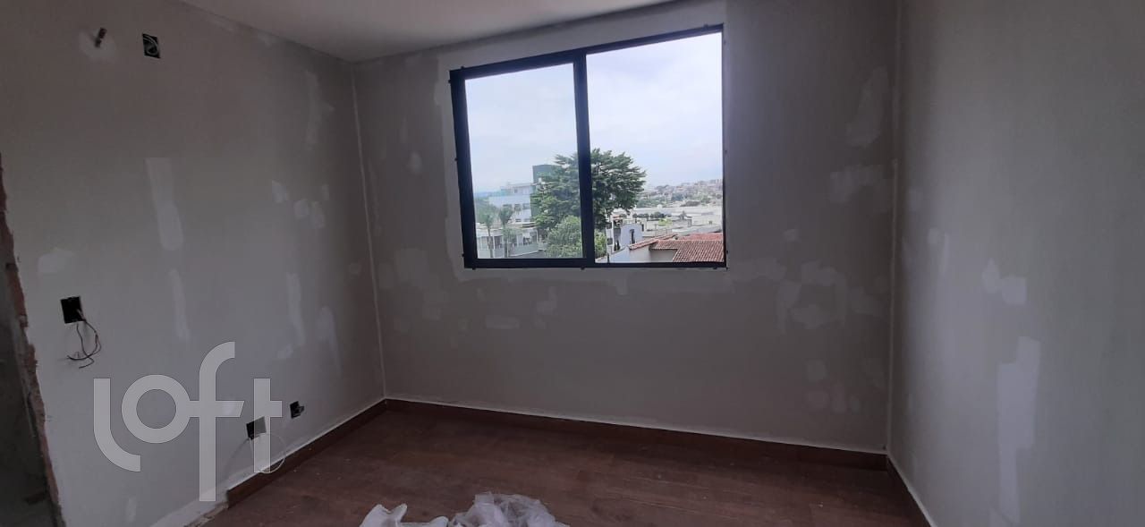 Apartamento à venda com 3 quartos, 150m² - Foto 9