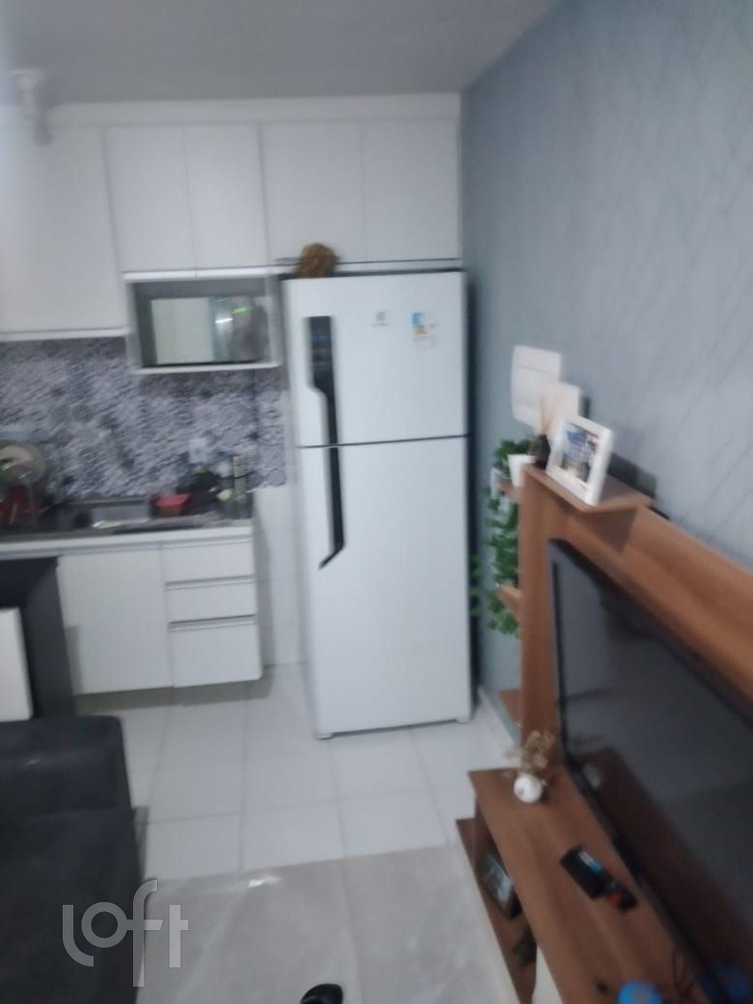 Apartamento à venda com 2 quartos, 33m² - Foto 2