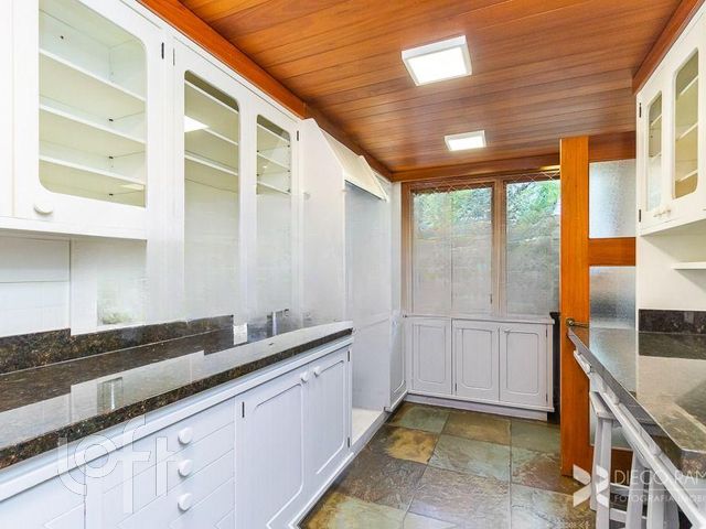 Apartamento com 262m², 3 dormitórios, 3 suítes, 3 vagas, Bela Vista em Porto Alegre