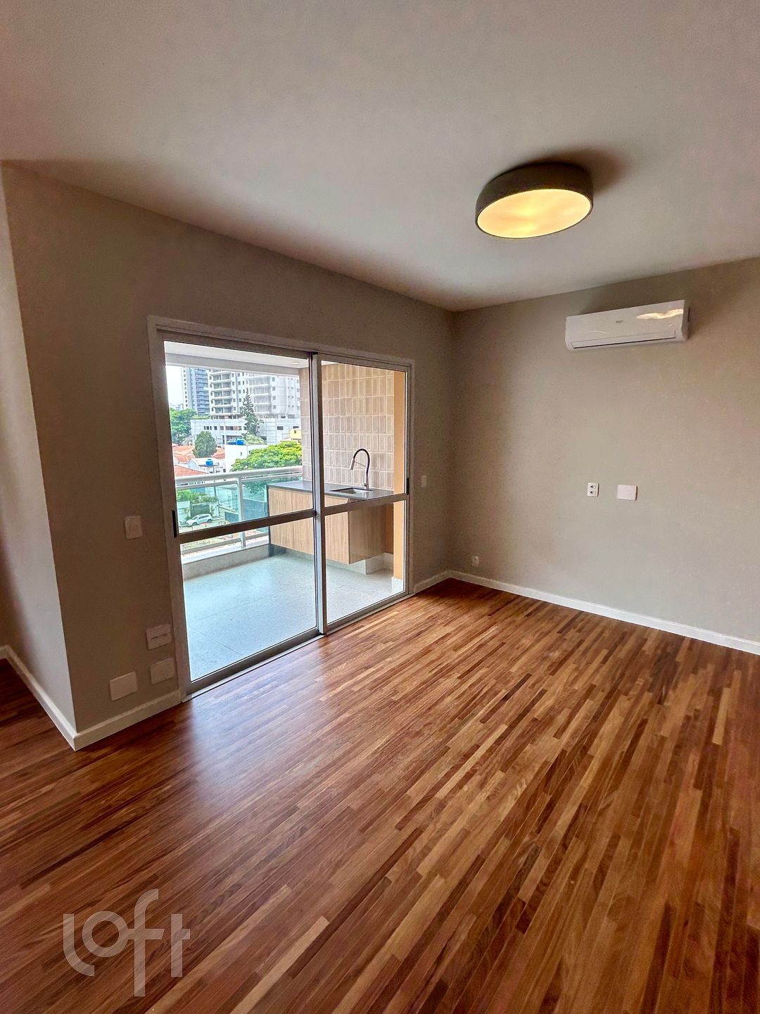 Apartamento à venda com 2 quartos, 98m² - Foto 1