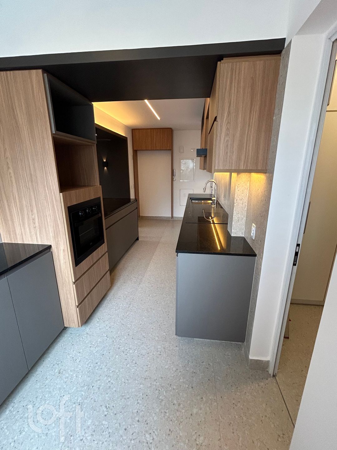 Apartamento à venda com 2 quartos, 98m² - Foto 13