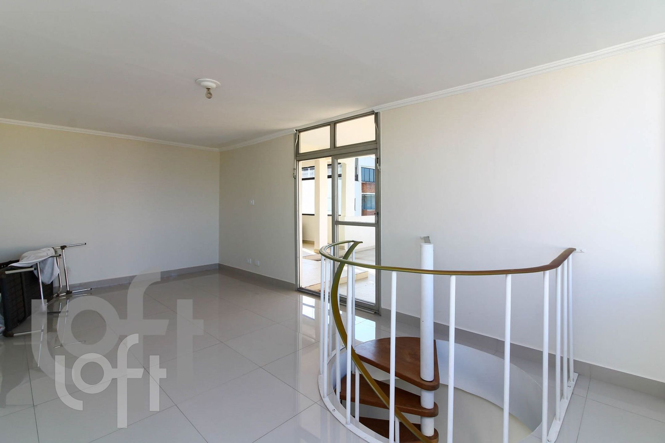 Apartamento à venda com 3 quartos, 226m² - Foto 16