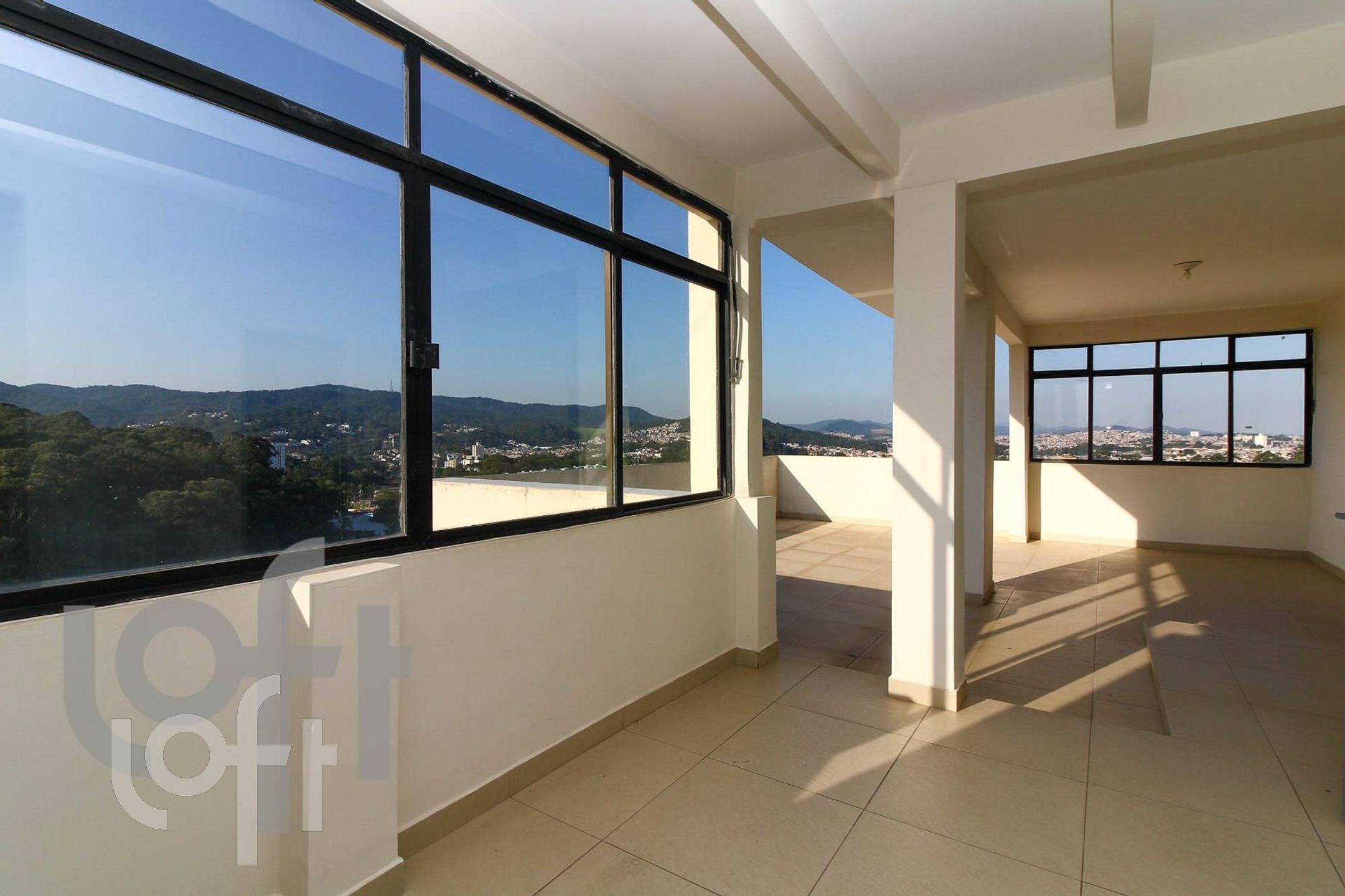 Apartamento à venda com 3 quartos, 226m² - Foto 12