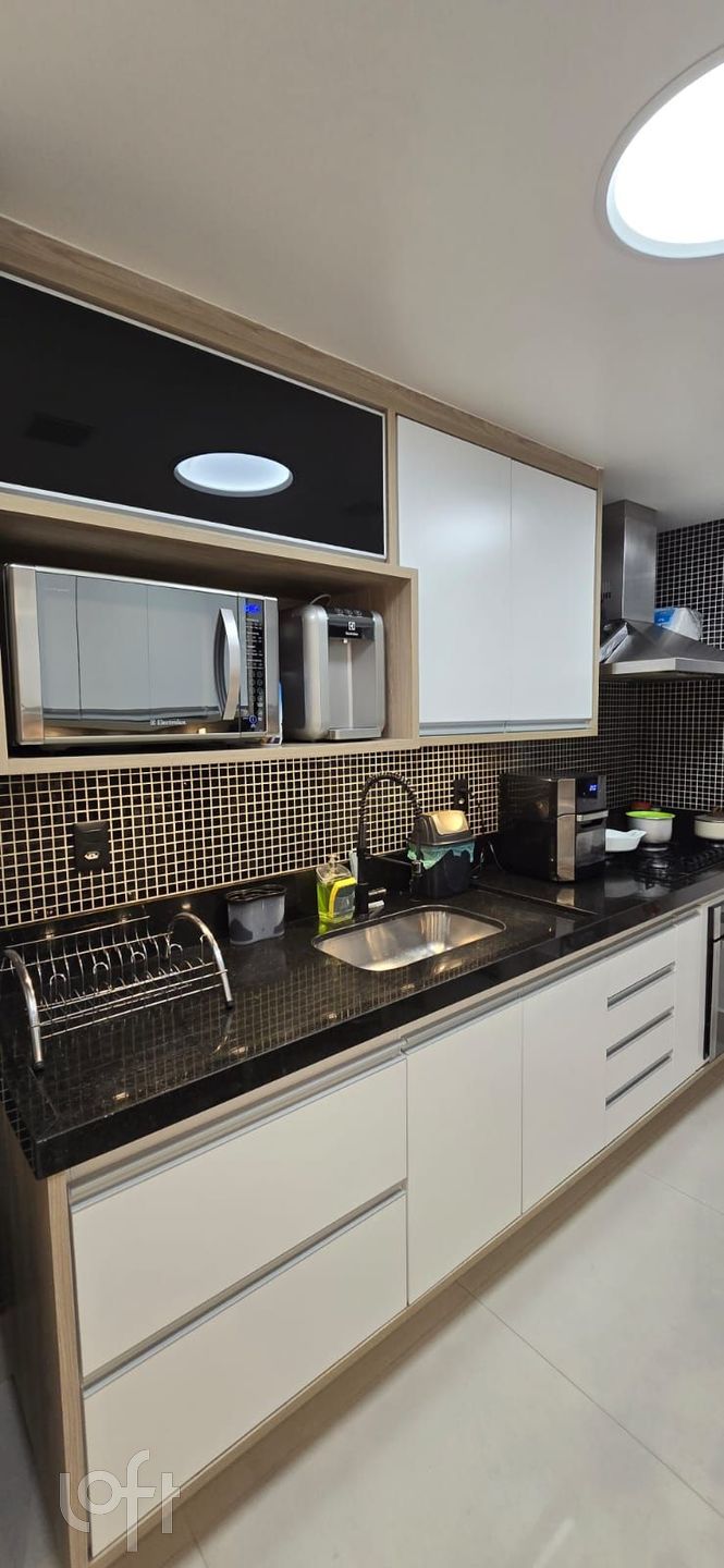 Apartamento à venda com 3 quartos, 76m² - Foto 9