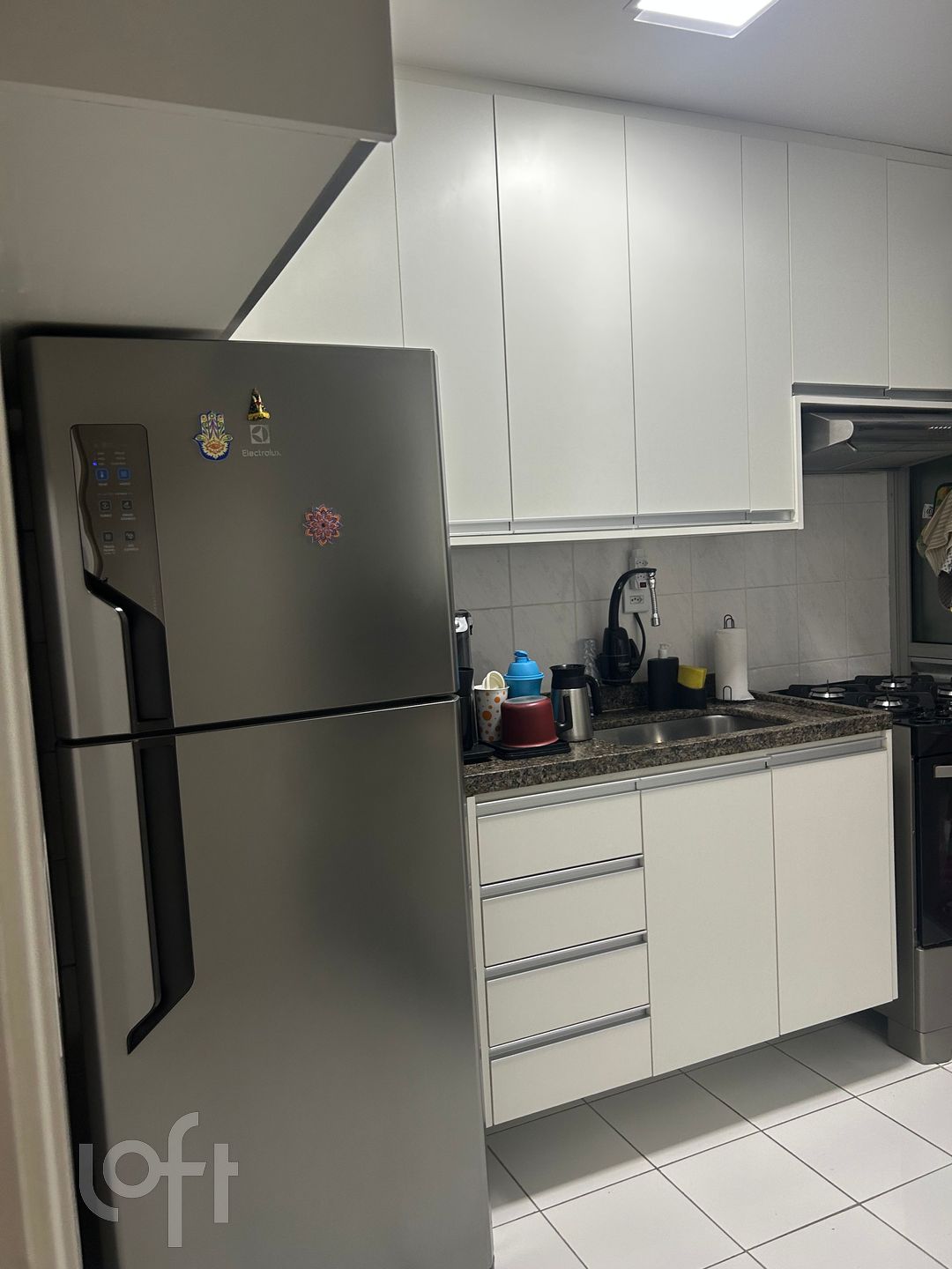 Apartamento à venda com 3 quartos, 75m² - Foto 4