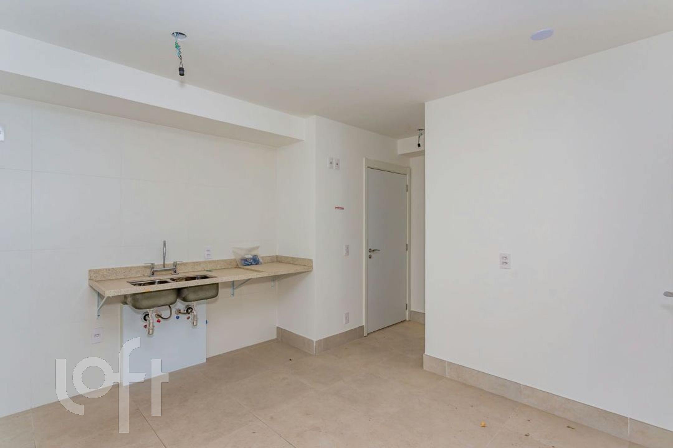 Apartamento à venda com 3 quartos, 147m² - Foto 9