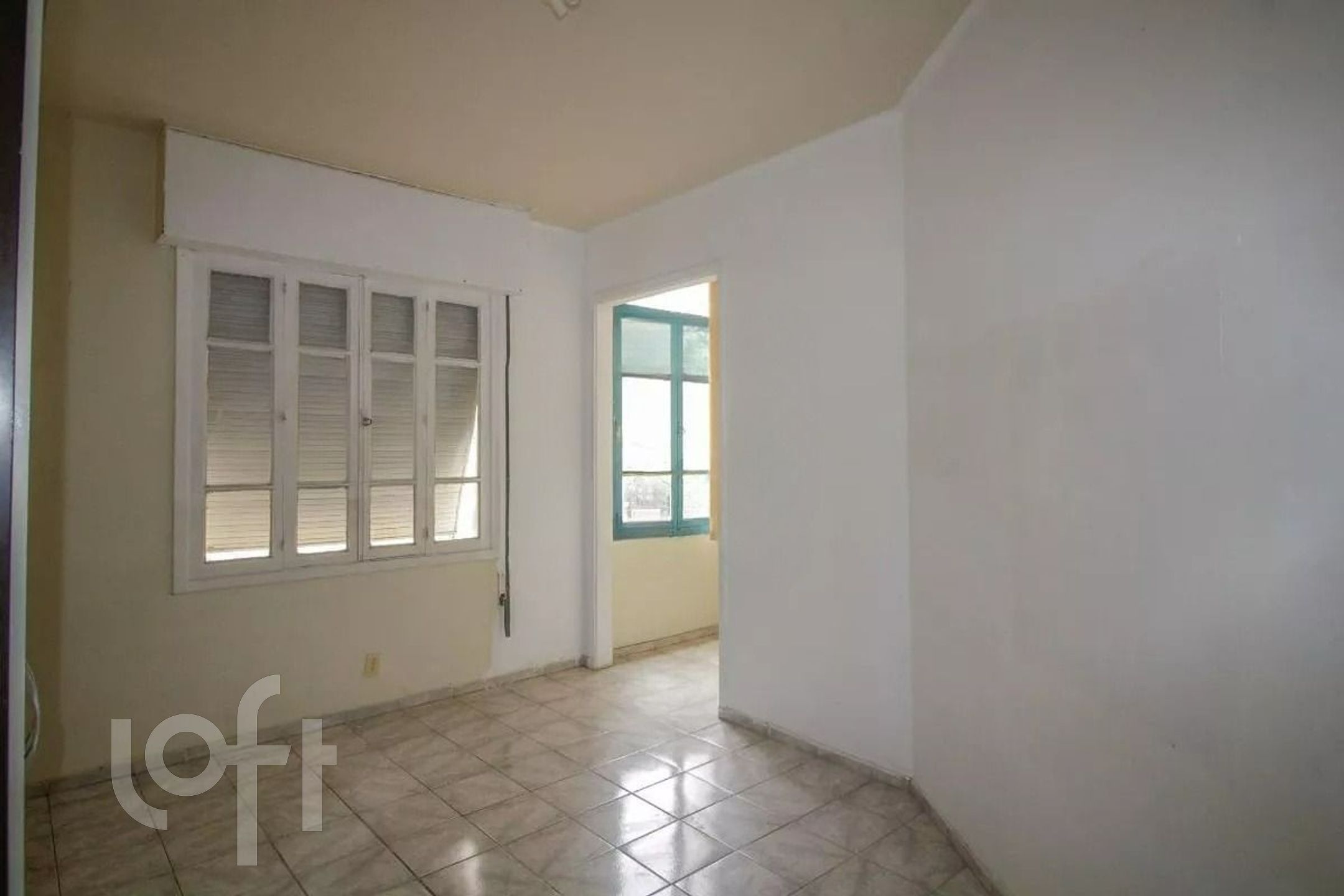 Apartamento à venda com 2 quartos, 70m² - Foto 6