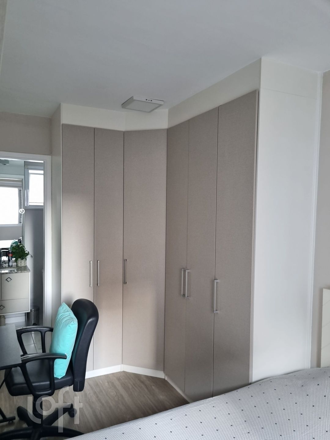 Apartamento à venda com 2 quartos, 57m² - Foto 16