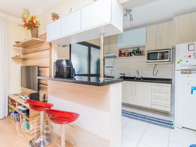 Apartamento com 72m², 2 dormitórios, 1 suíte, 1 vaga, Jardim Botânico em Porto Alegre