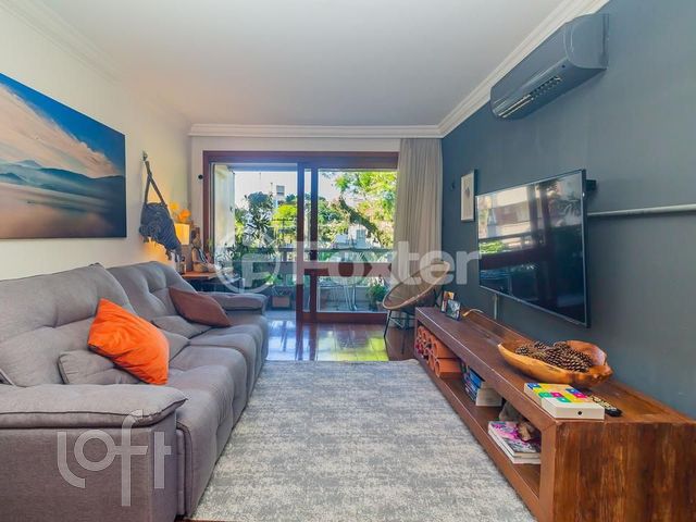 Apartamento com 211m², 2 dormitórios, 1 suíte, 2 vagas, Moinhos de Vento em Porto Alegre