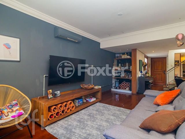 Apartamento com 211m², 2 dormitórios, 1 suíte, 2 vagas, Moinhos de Vento em Porto Alegre