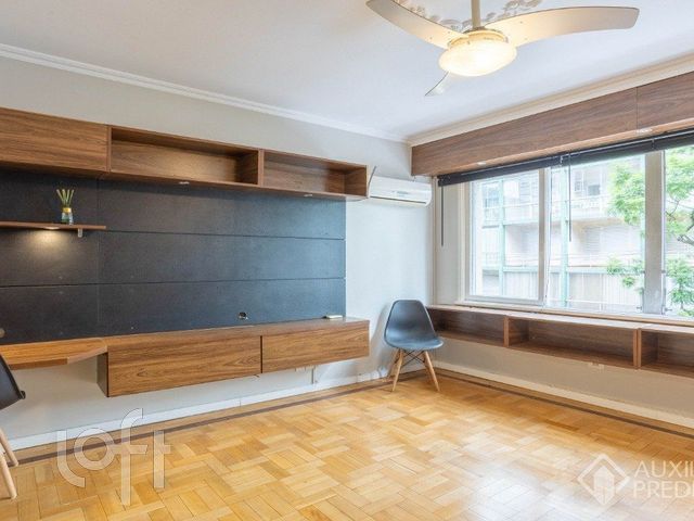 Apartamento com 76m², 2 dormitórios, Independência em Porto Alegre
