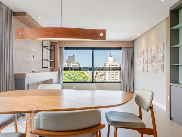 Apartamento com 120m², 3 dormitórios, 2 suítes, 2 vagas, Bela Vista em Porto Alegre