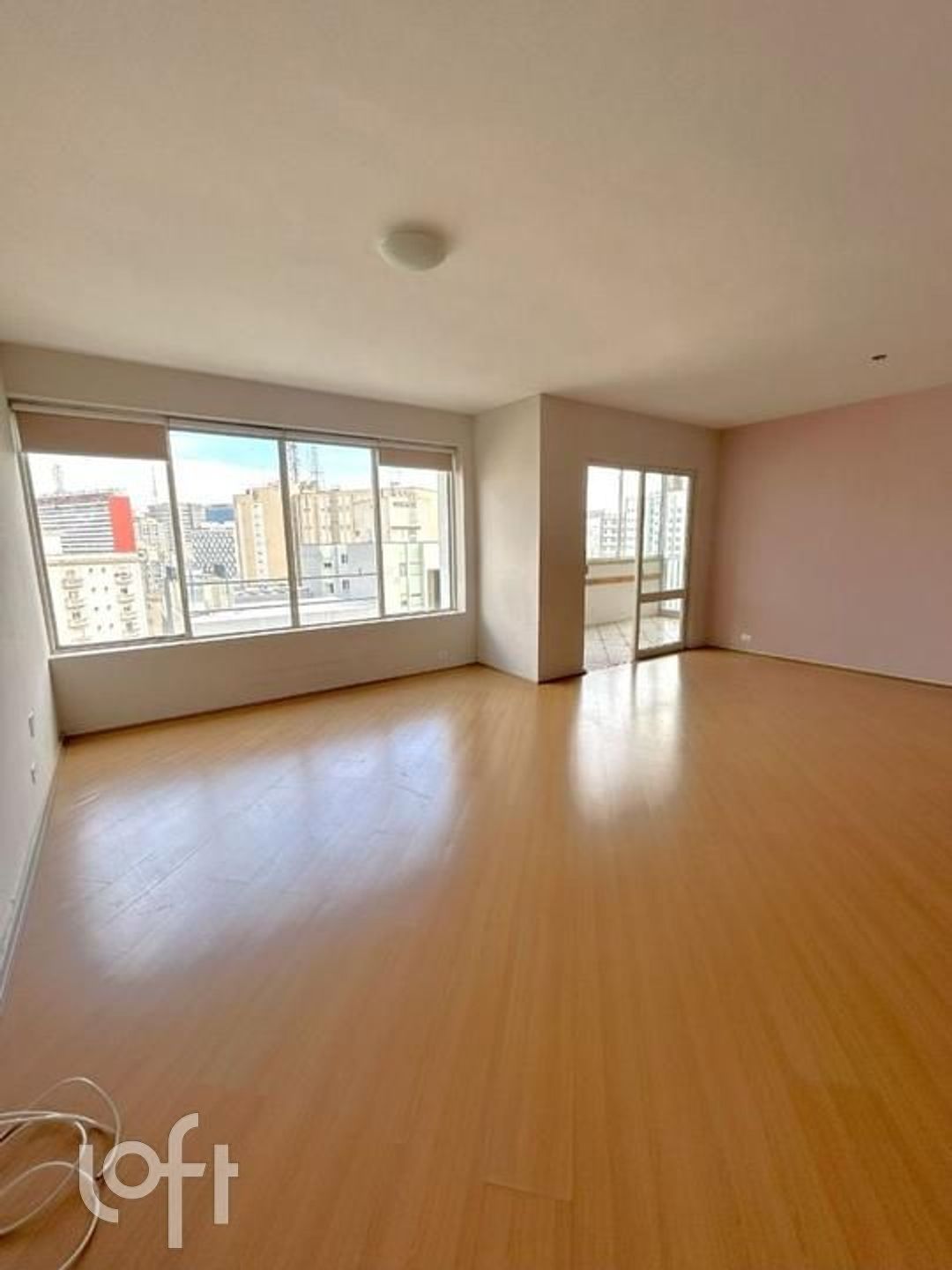 Apartamento à venda com 3 quartos, 182m² - Foto 3