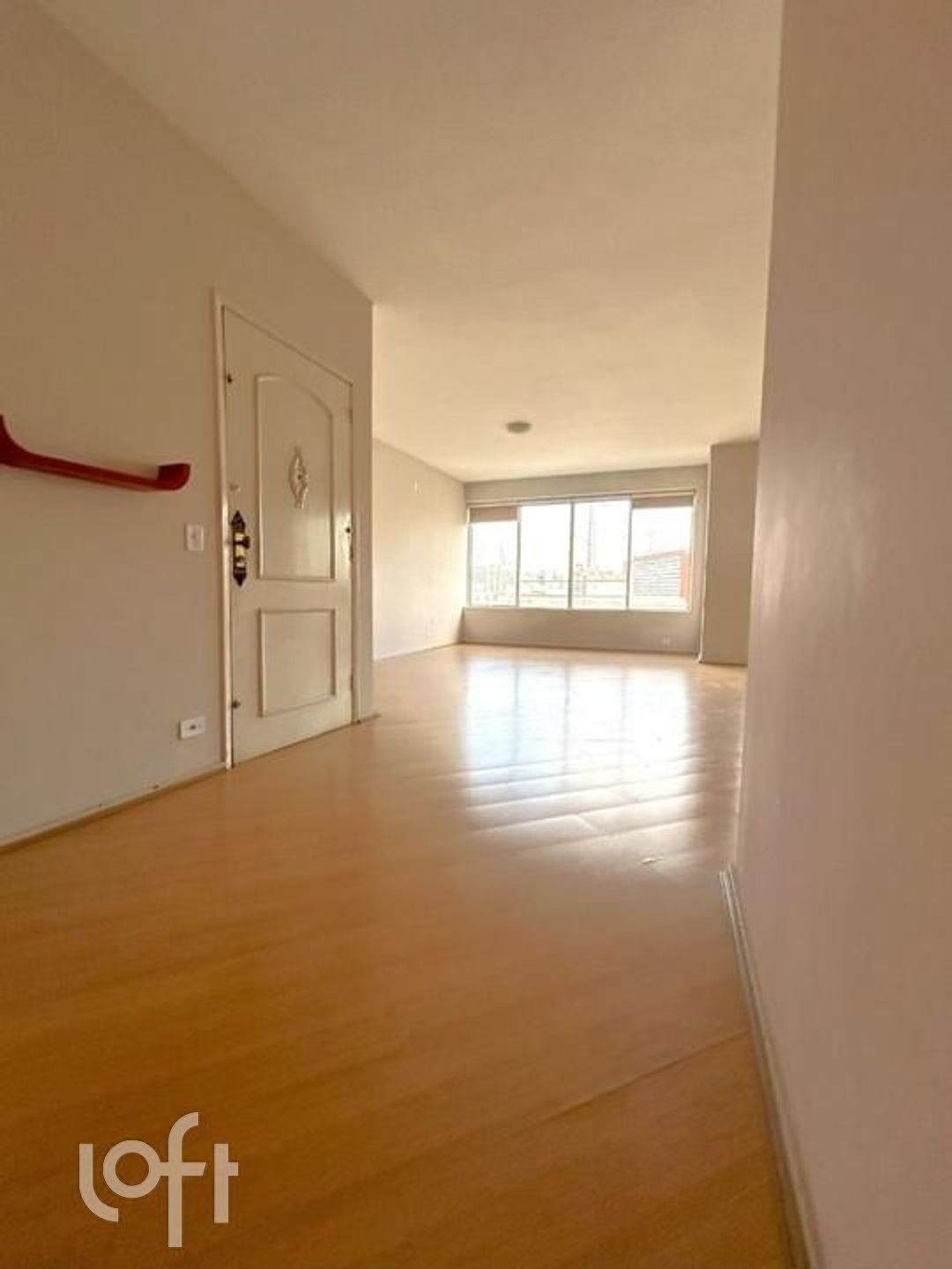 Apartamento à venda com 3 quartos, 182m² - Foto 4