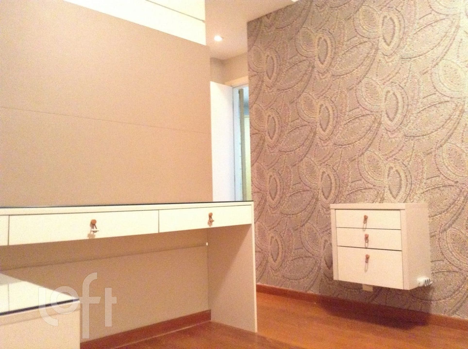 Apartamento à venda com 4 quartos, 165m² - Foto 16