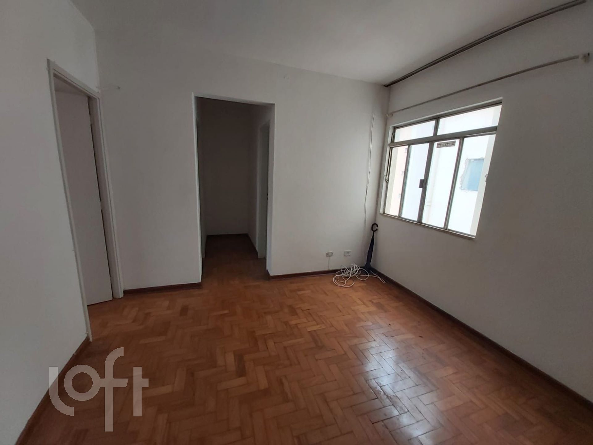 Apartamento à venda com 1 quarto, 43m² - Foto 2