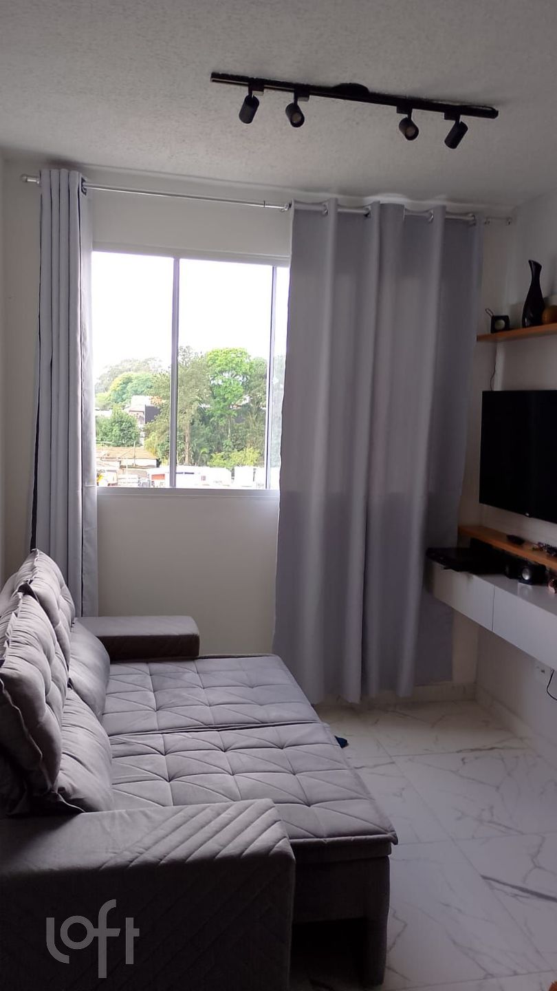 Apartamento à venda em Fazenda Caguaçu com 42 m²,