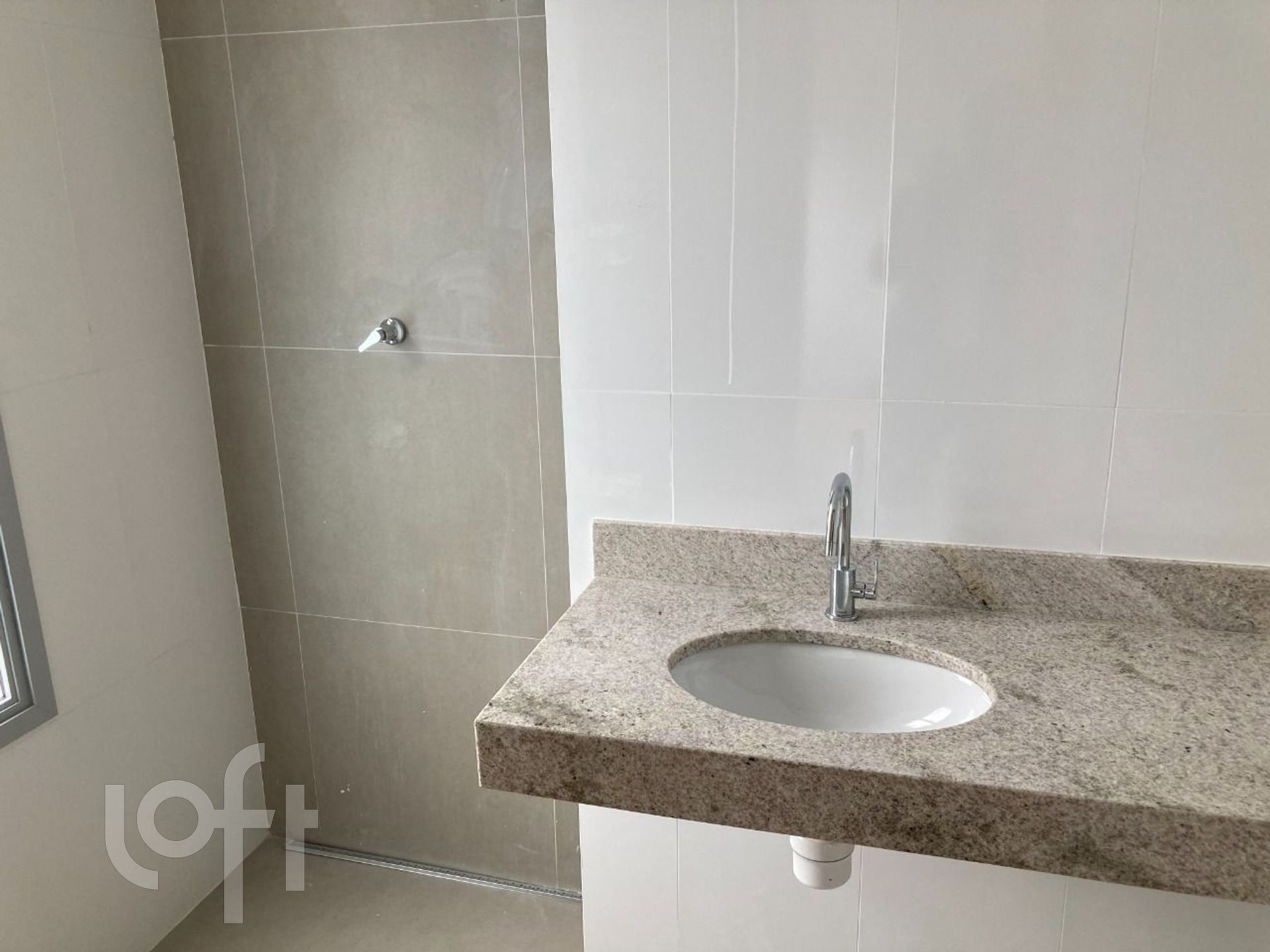 Apartamento à venda com 2 quartos, 67m² - Foto 20