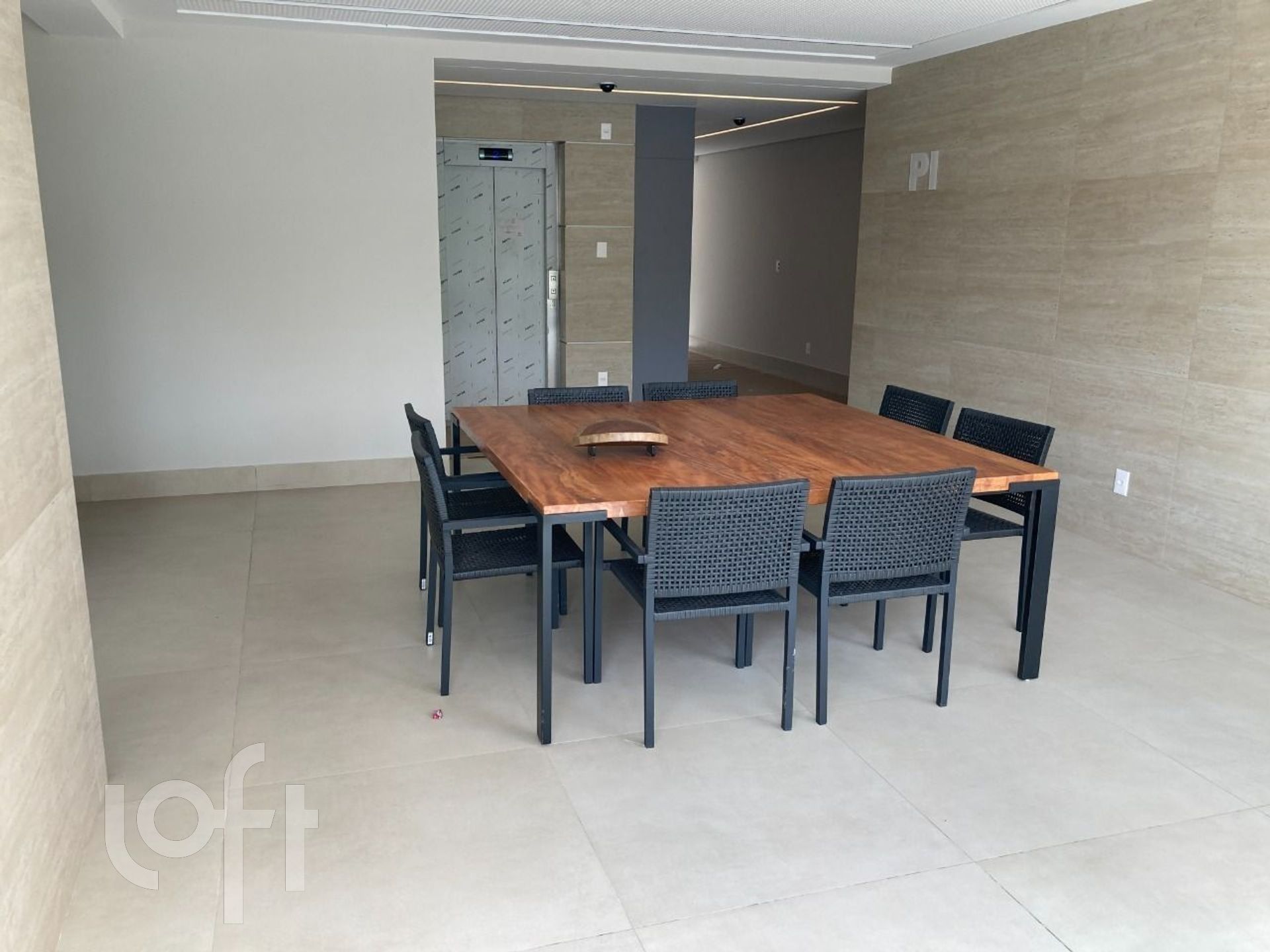 Apartamento à venda com 2 quartos, 67m² - Foto 7