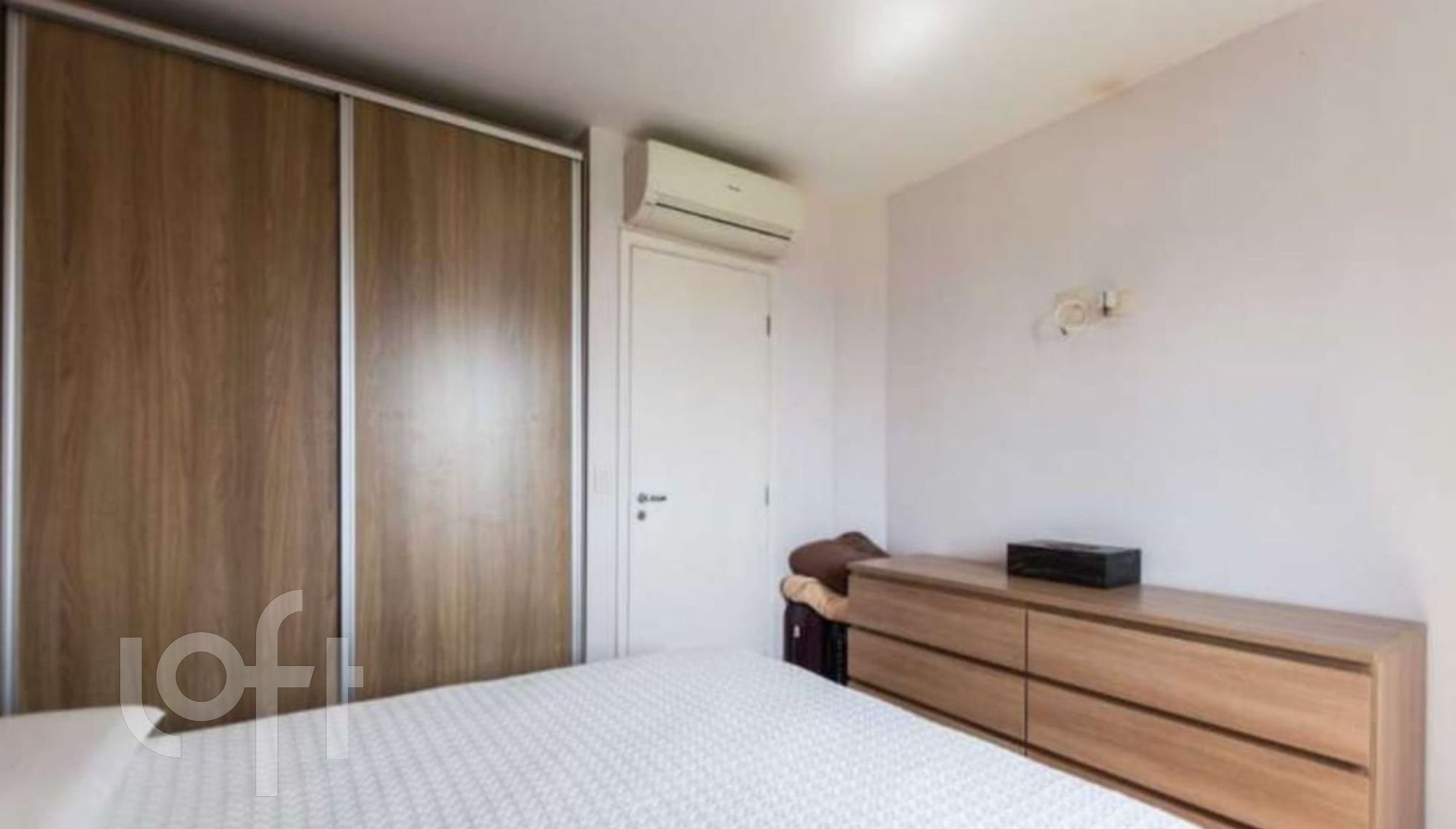 Apartamento à venda com 2 quartos, 72m² - Foto 3