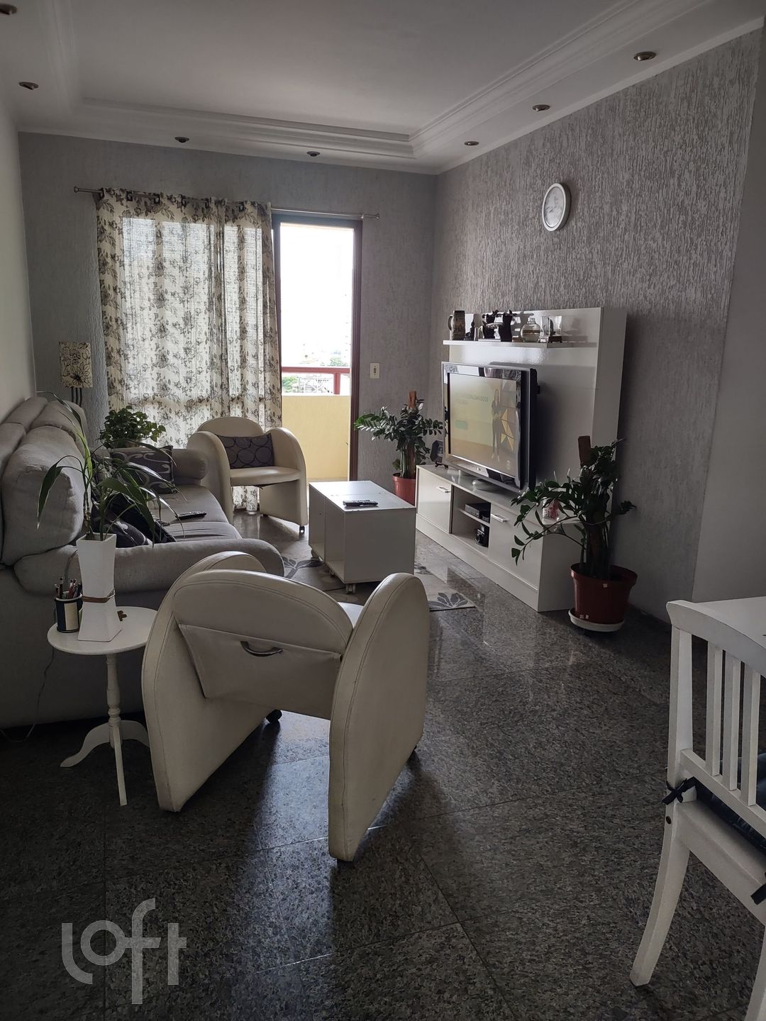 Apartamento à venda com 3 quartos, 96m² - Foto 1