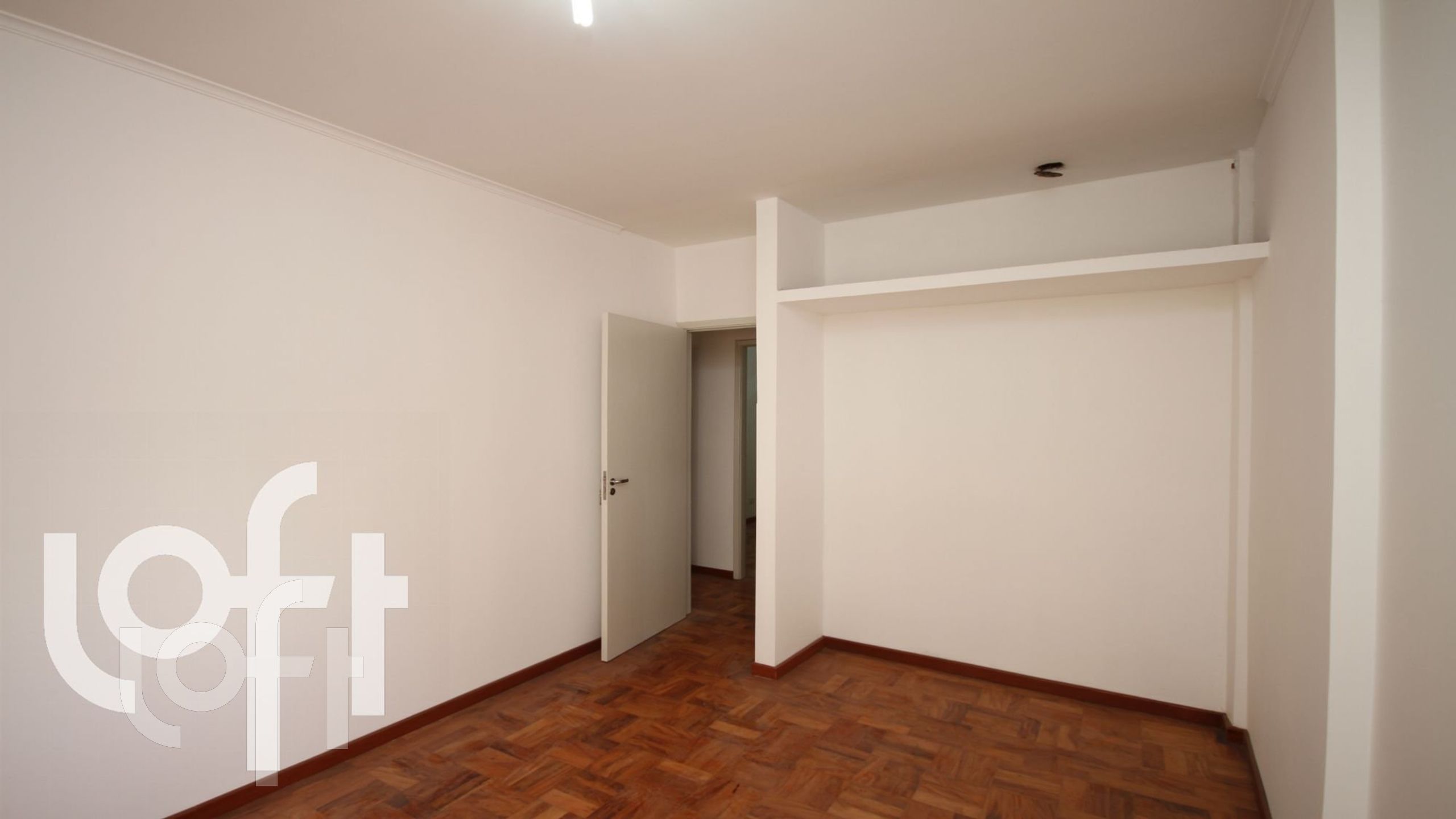 Apartamento à venda com 3 quartos, 94m² - Foto 2