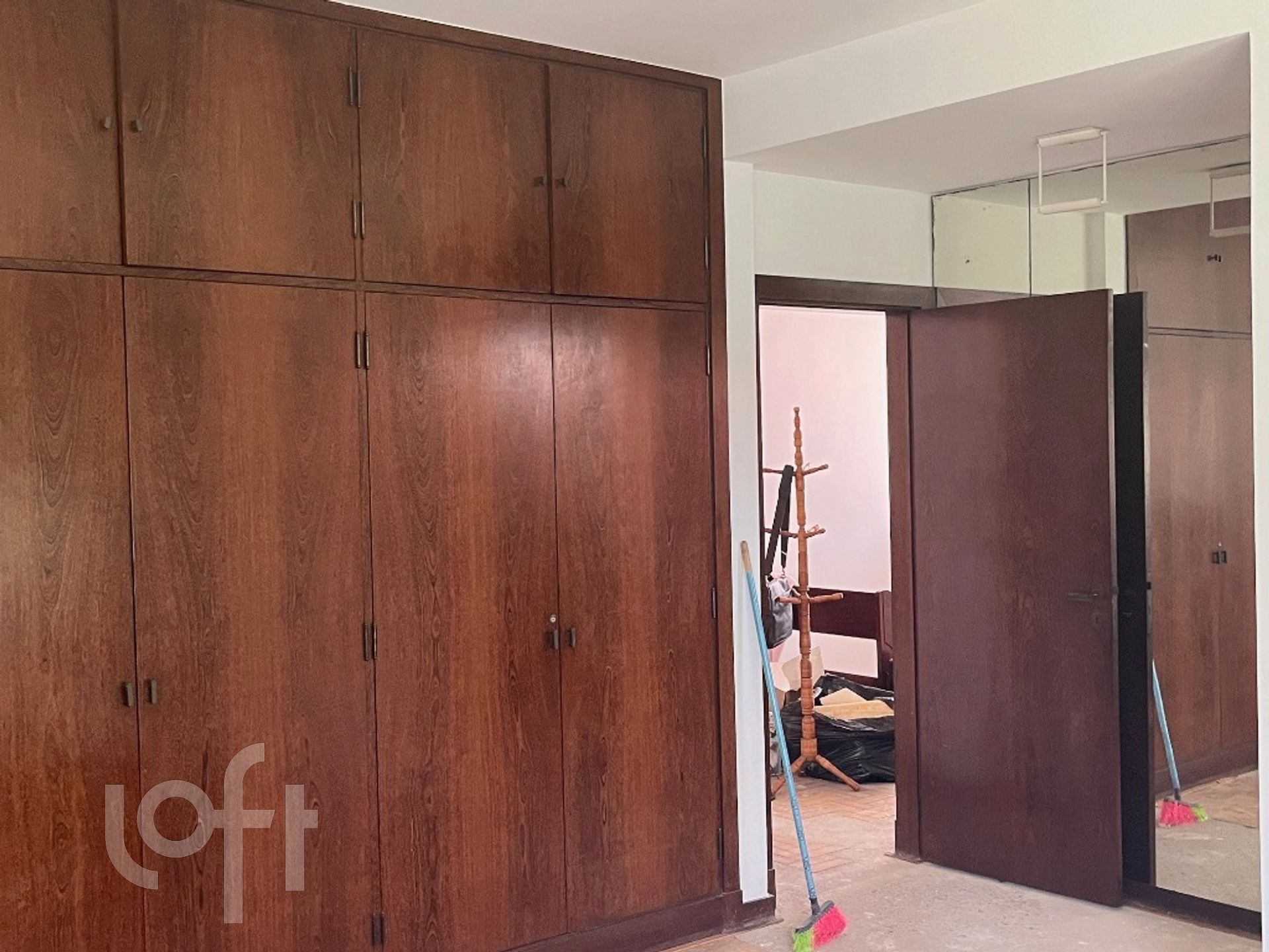 Casa à venda com 4 quartos, 336m² - Foto 7