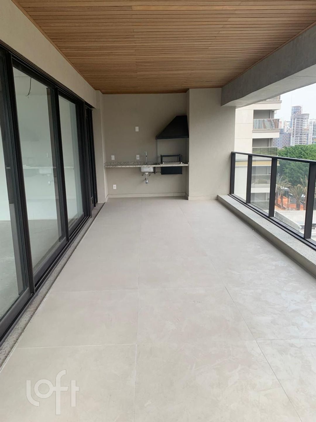 Apartamento à venda com 3 quartos, 171m² - Foto 4