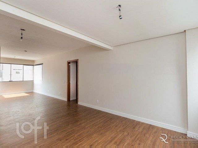 Apartamento com 301m², 3 dormitórios, 2 suítes, 2 vagas, Rio Branco em Porto Alegre