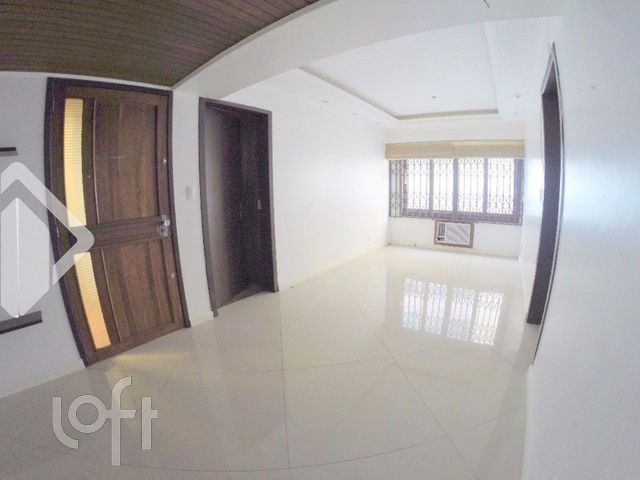 Apartamento com 121m², 3 dormitórios, 1 suíte, 2 vagas, Petrópolis em Porto Alegre