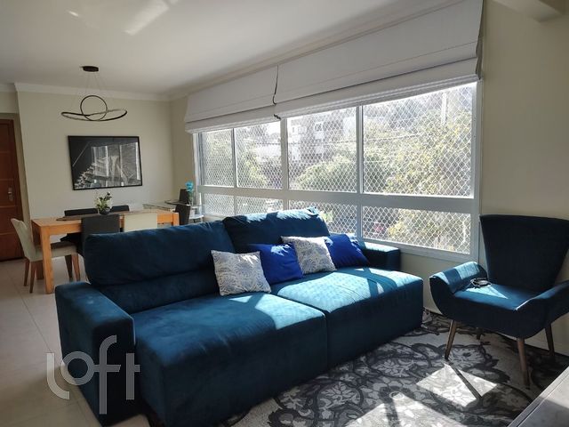 Apartamento com 113m², 3 dormitórios, 1 suíte, 2 vagas, São João em Porto Alegre