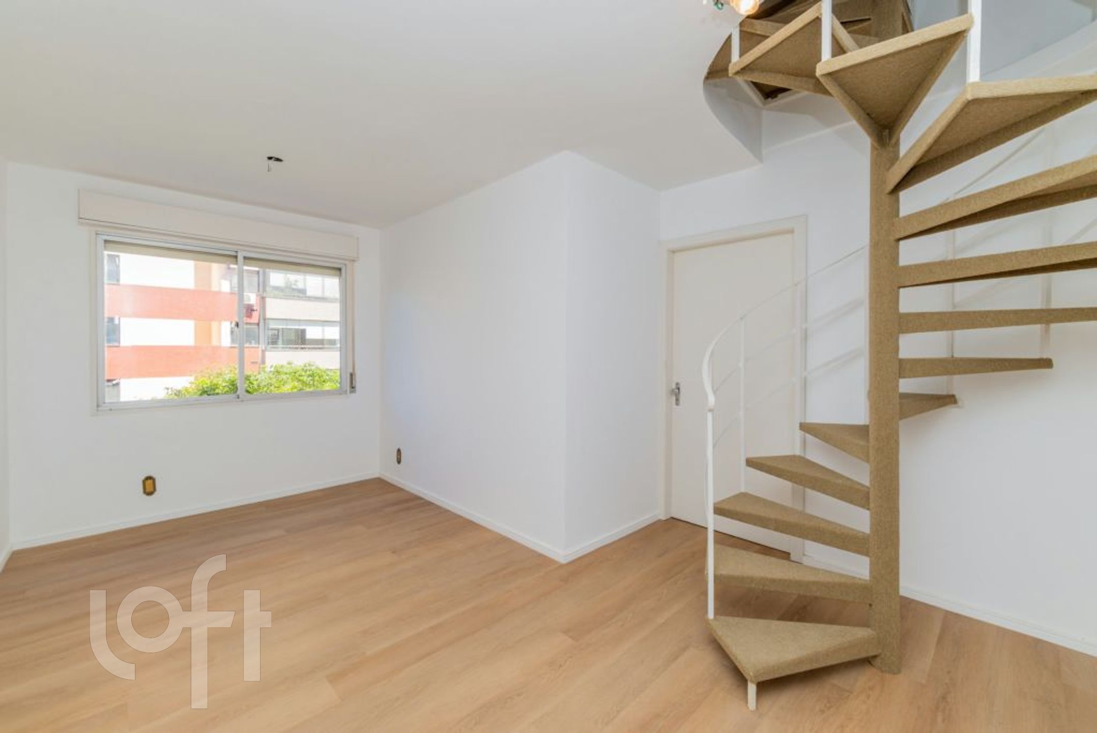 Apartamento com 110m², 3 dormitórios, 1 vaga, Santana em Porto Alegre