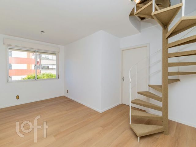 Apartamento com 110m², 3 dormitórios, 1 vaga, Santana em Porto Alegre