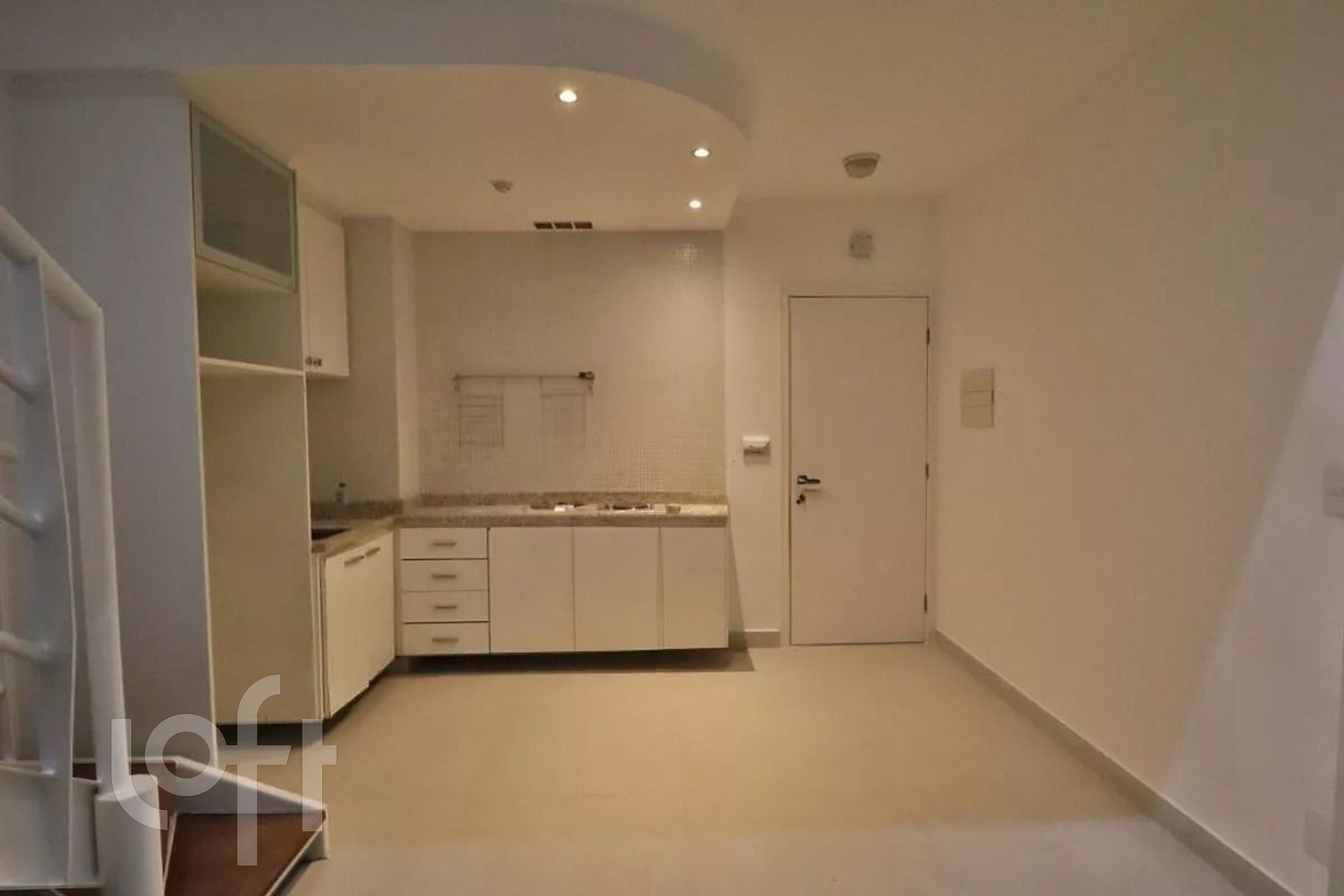 Apartamento à venda com 1 quarto, 42m² - Foto 5