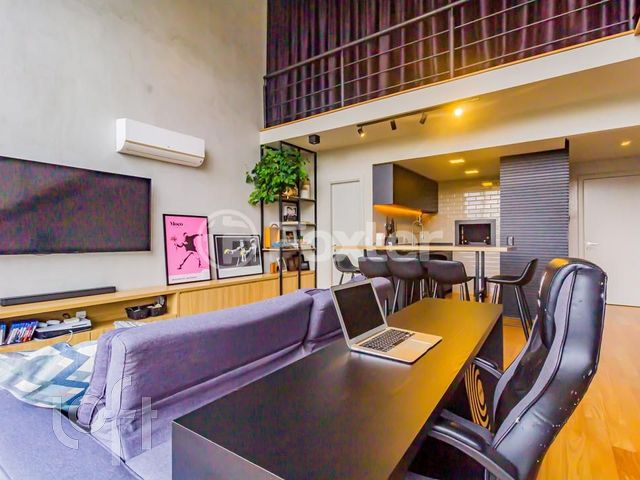 Apartamento com 74m², 1 dormitório, 1 suíte, 2 vagas, Petrópolis em Porto Alegre