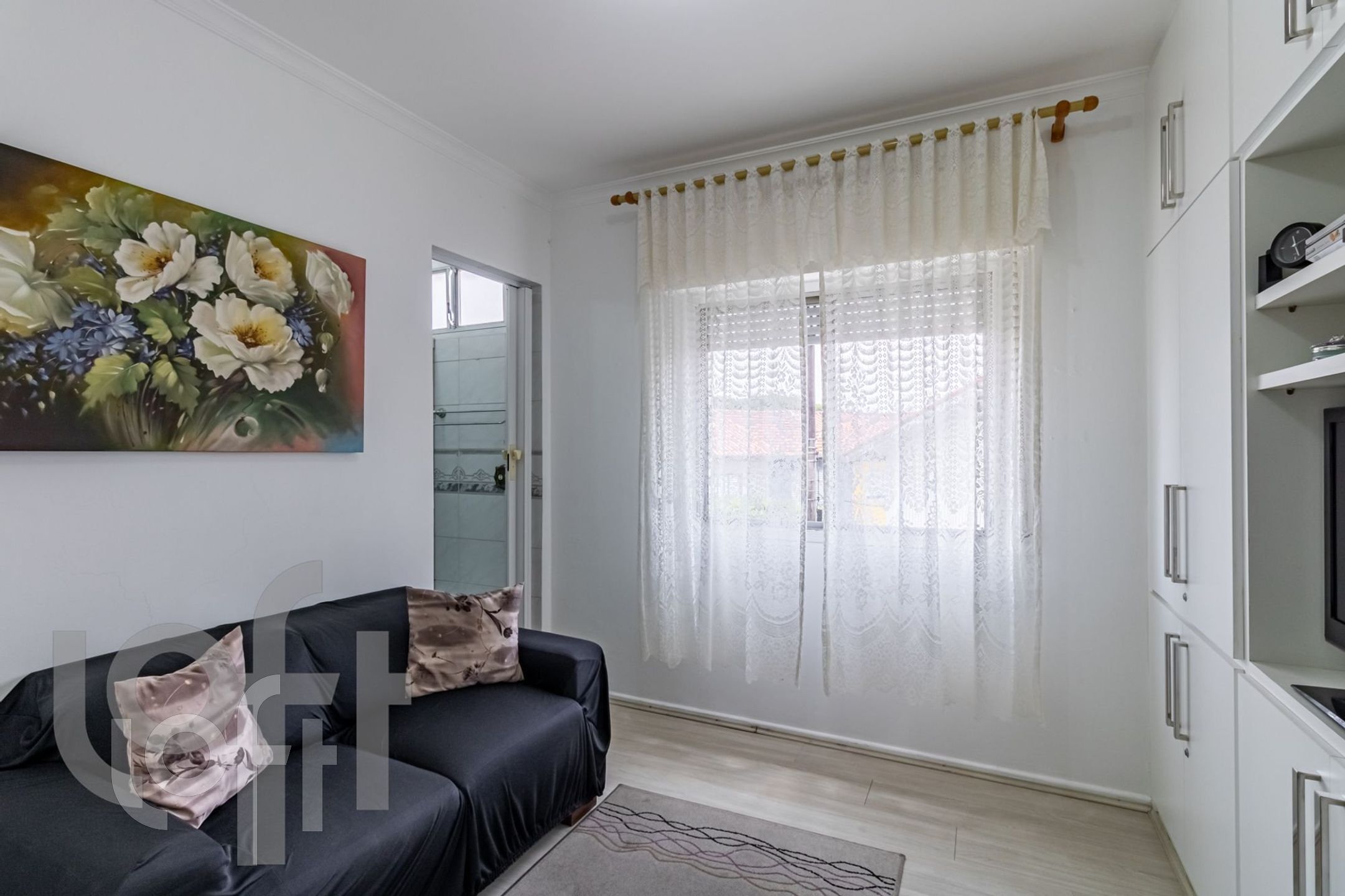 Apartamento à venda com 3 quartos, 106m² - Foto 2