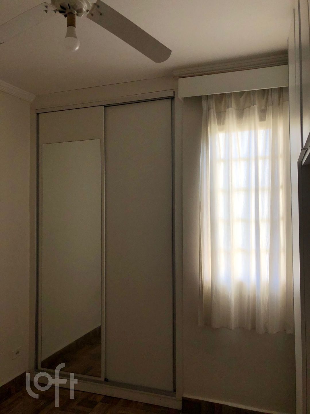 Apartamento à venda com 1 quarto, 45m² - Foto 32