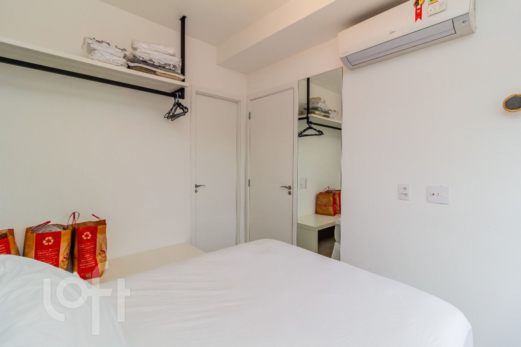 Apartamento à venda com 1 quarto, 38m² - Foto 17