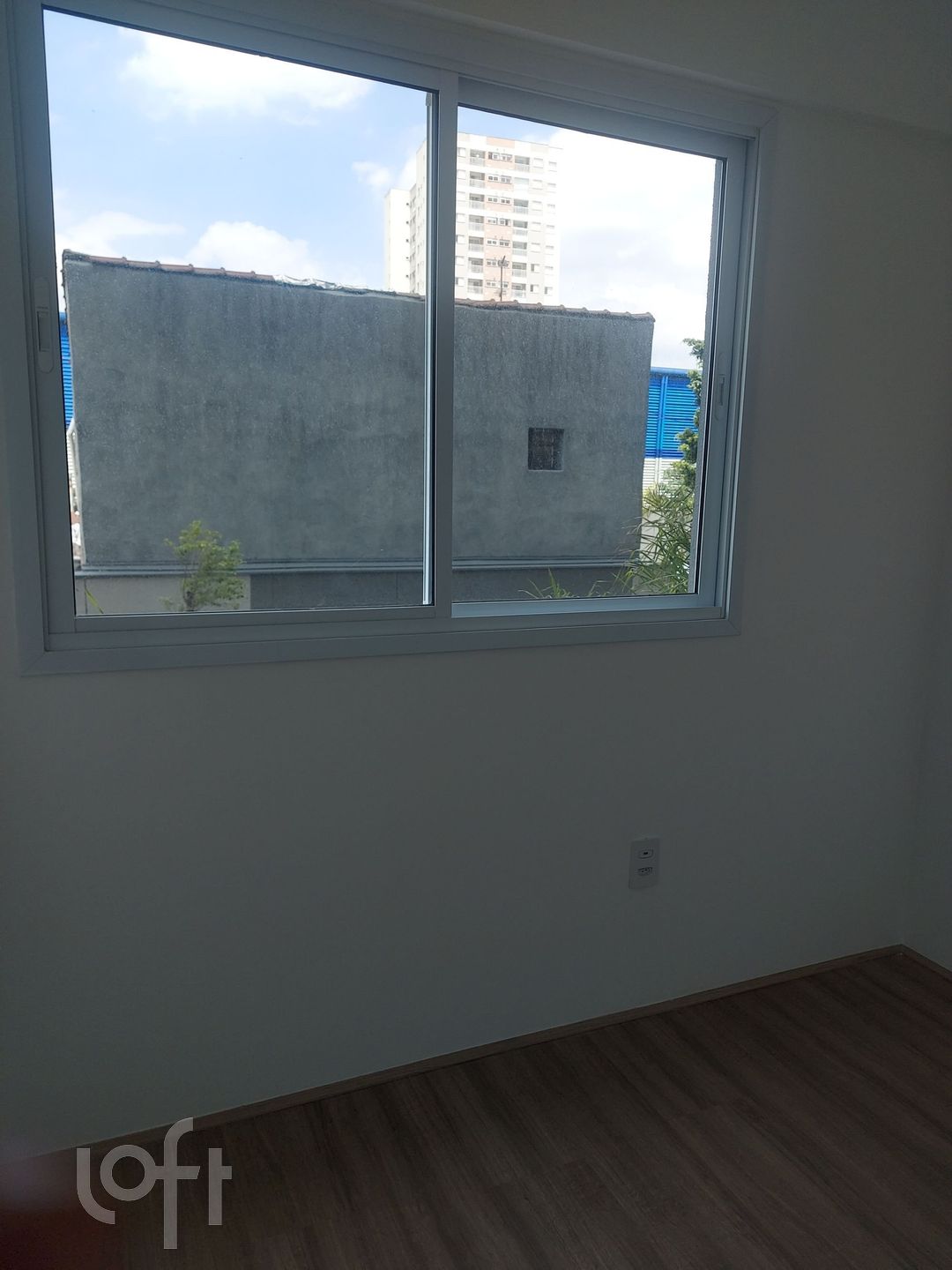 Apartamento à venda com 2 quartos, 38m² - Foto 3