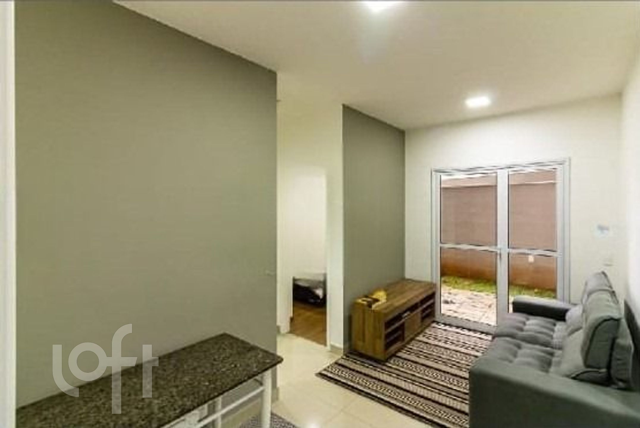 Apartamento à venda em Jaraguá com 73 m², 2 quarto
